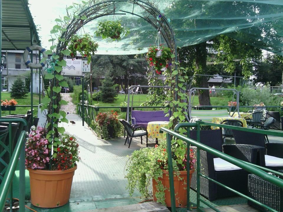Hotel Guest Hause Gusar Belgrad Exterior foto