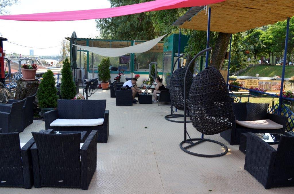 Hotel Guest Hause Gusar Belgrad Exterior foto