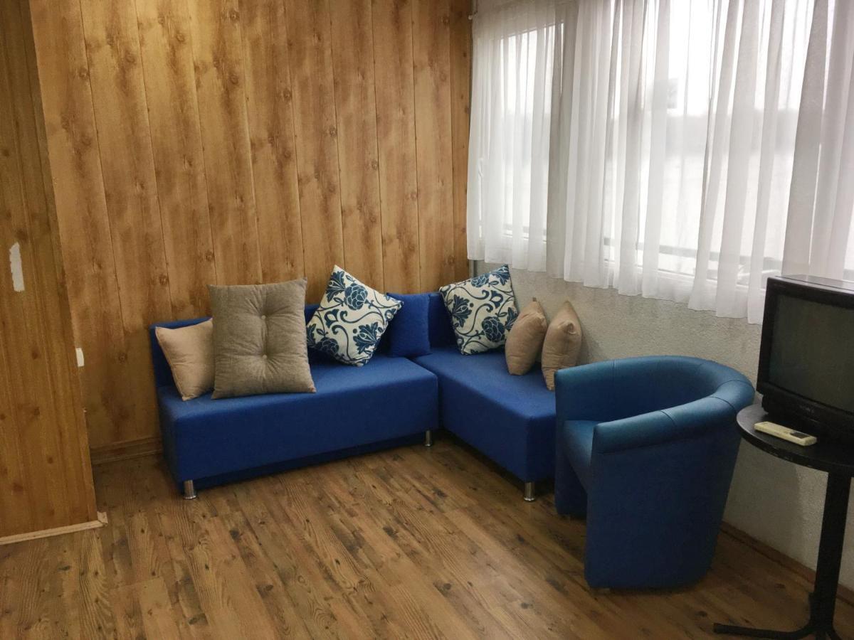 Hotel Guest Hause Gusar Belgrad Exterior foto
